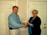 Tery_presenting_check_to_dee_toliver_001